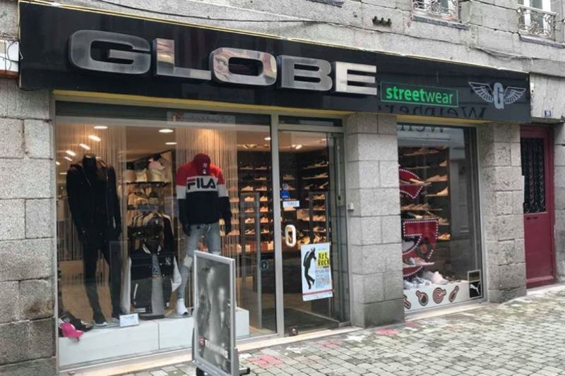 GLOBE STORE (22)