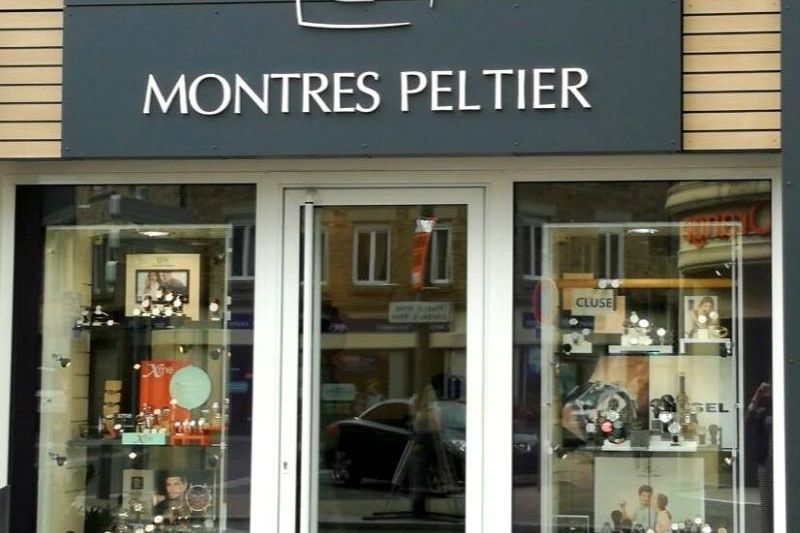 PELTIER BIJOUTIER (50)