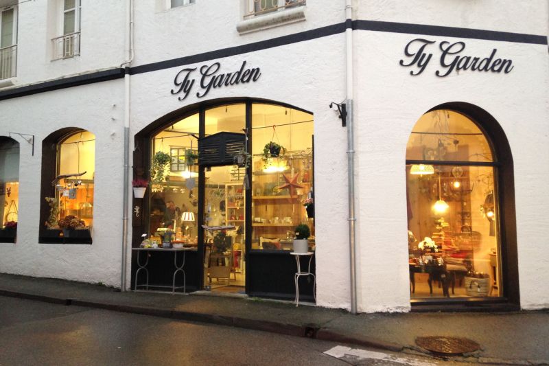 TY GARDEN AURAY (56)
